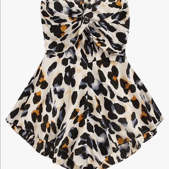 SweatyRocks Animal Print Romper - Picture 5 of 5